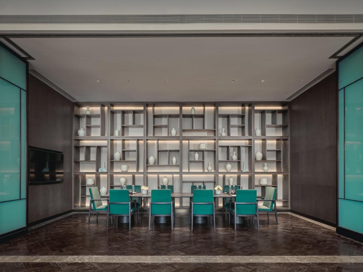 Hualuxe Kunshan Huaqiao By Ihg - F1 Racing Preferred Hotel Exterior photo