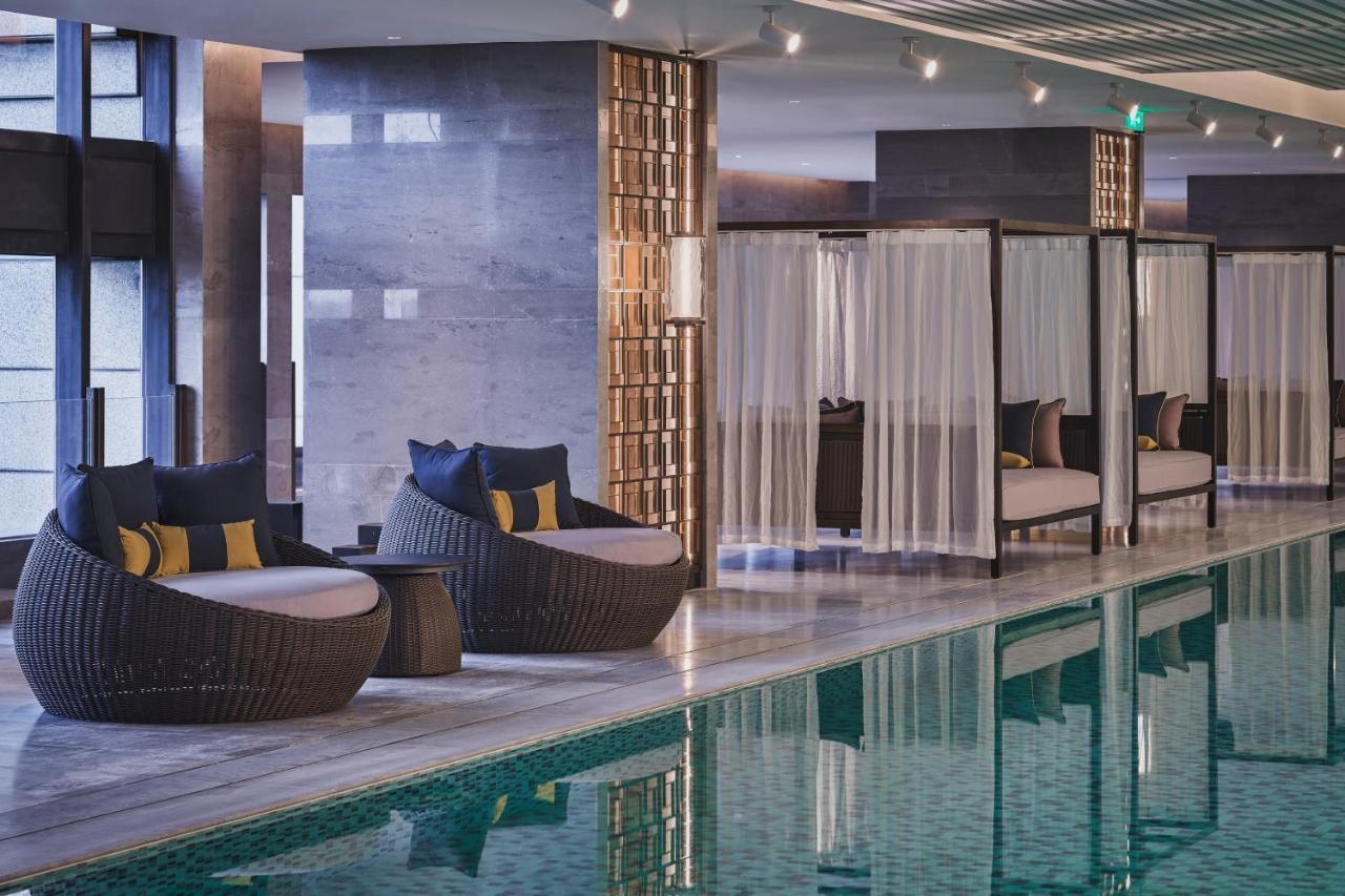 Hualuxe Kunshan Huaqiao By Ihg - F1 Racing Preferred Hotel Exterior photo